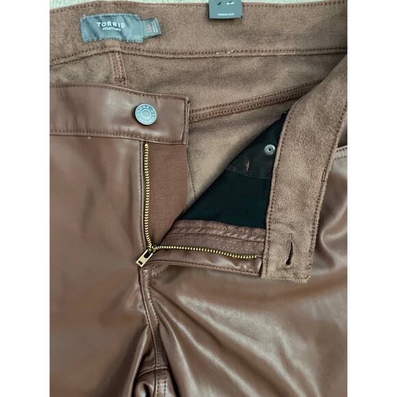 Torrid Plus Size Perfect Skinny Vegan Leather Mid Rise Pant in Root Beer Size 16 - Picture 10 of 12
